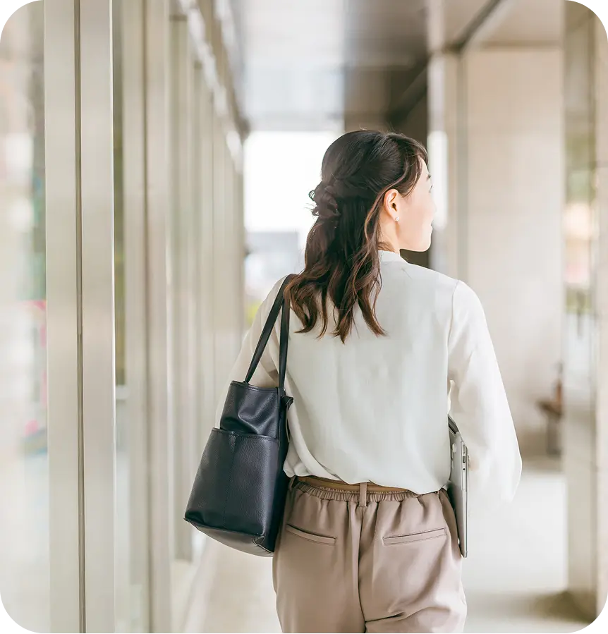 働く女性